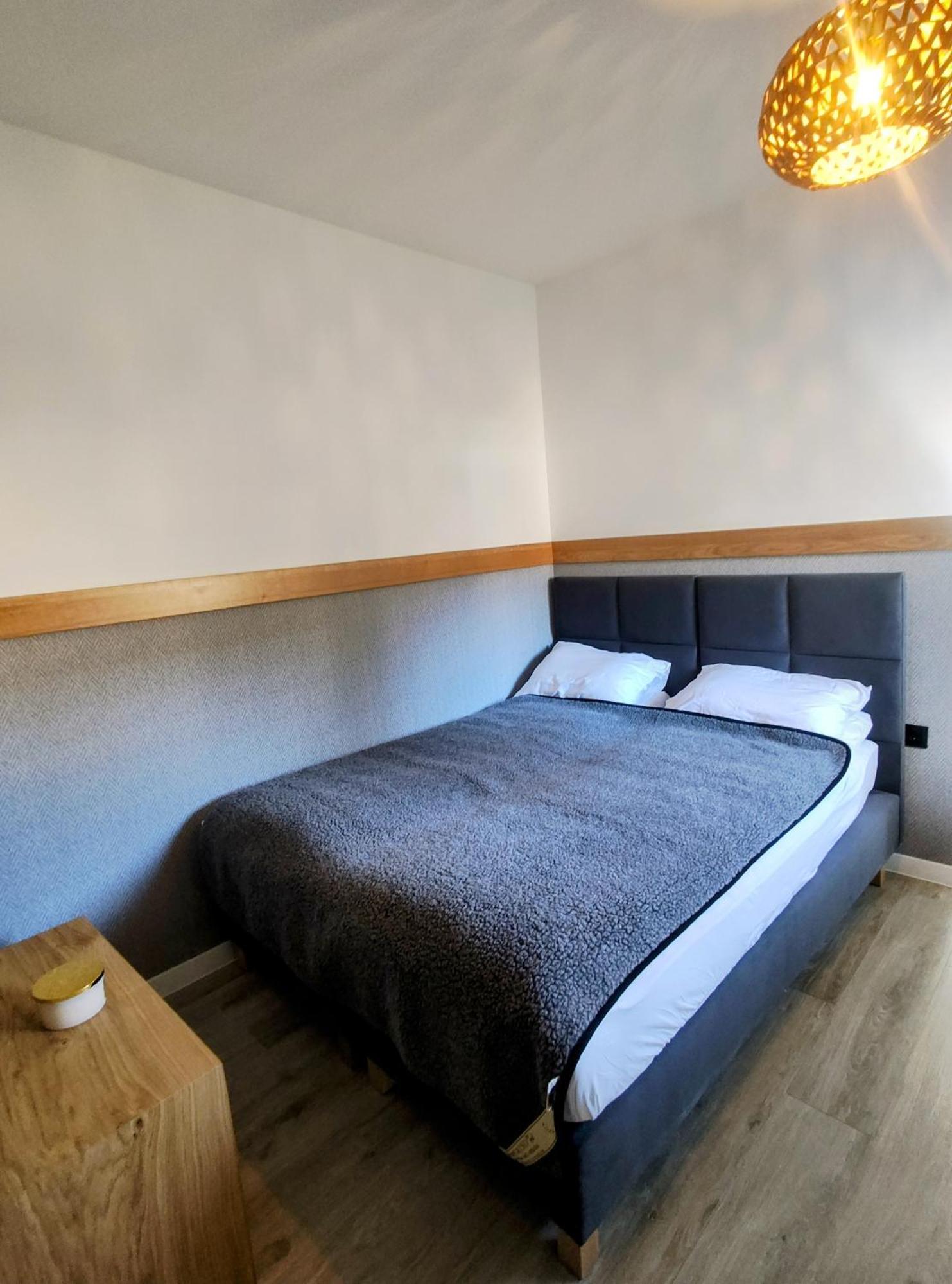 Apart 558 Щирк Экстерьер фото